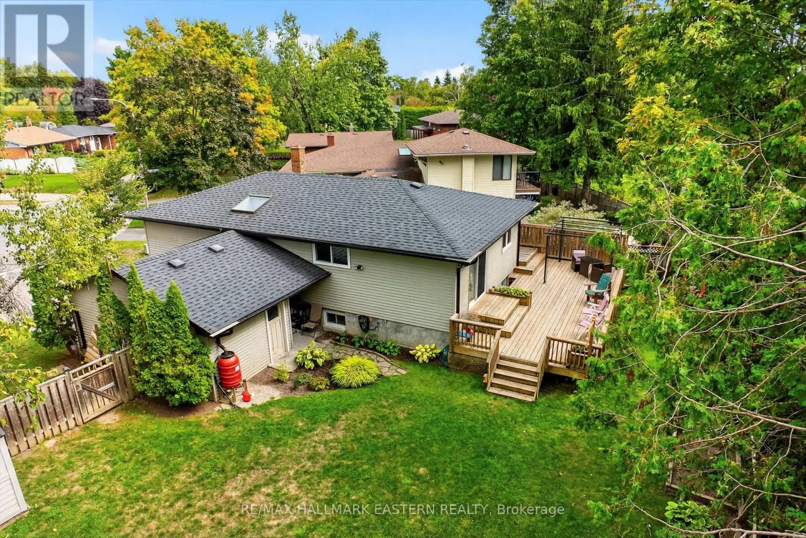 41 PARKVIEW DRIVE