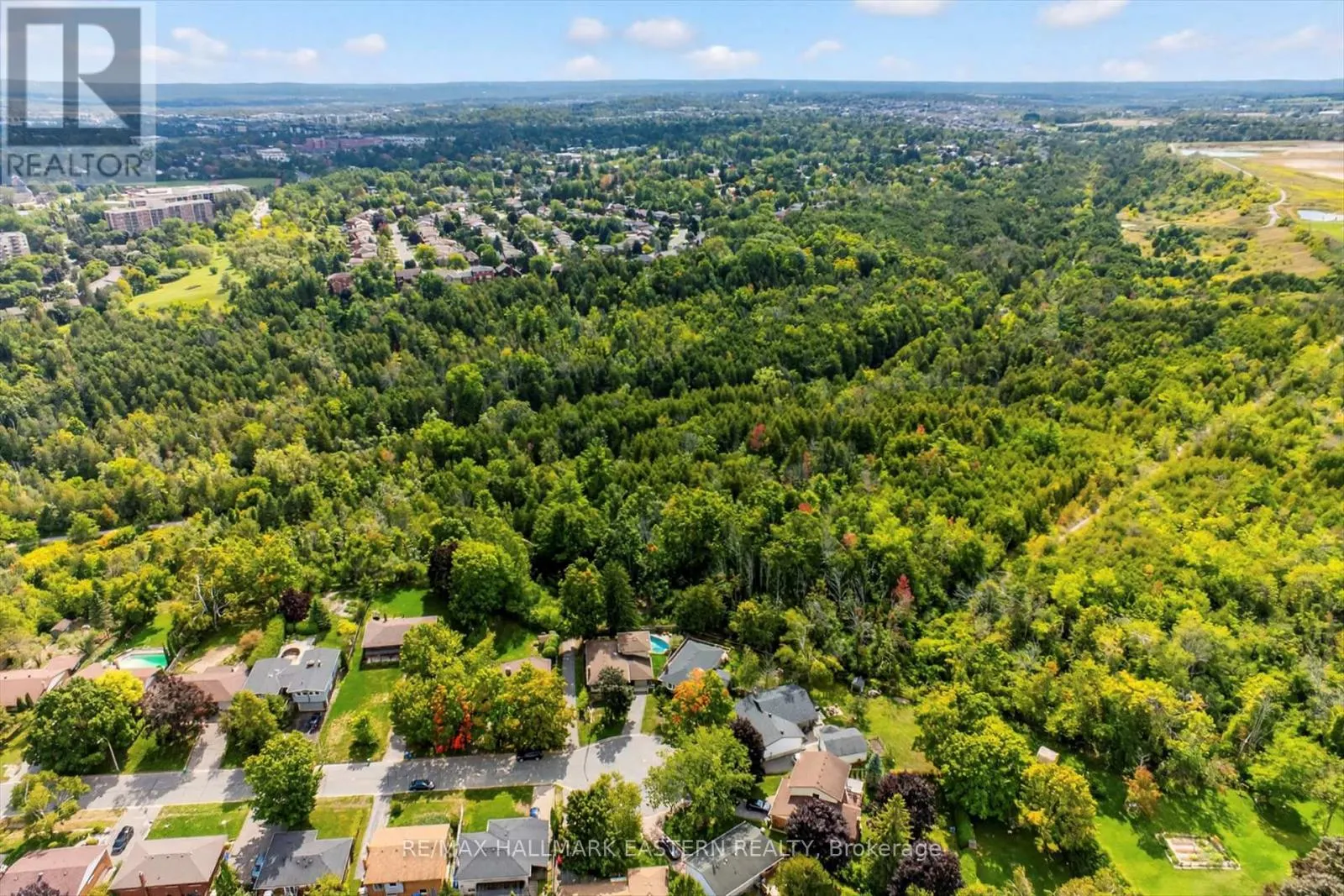 41 PARKVIEW DRIVE