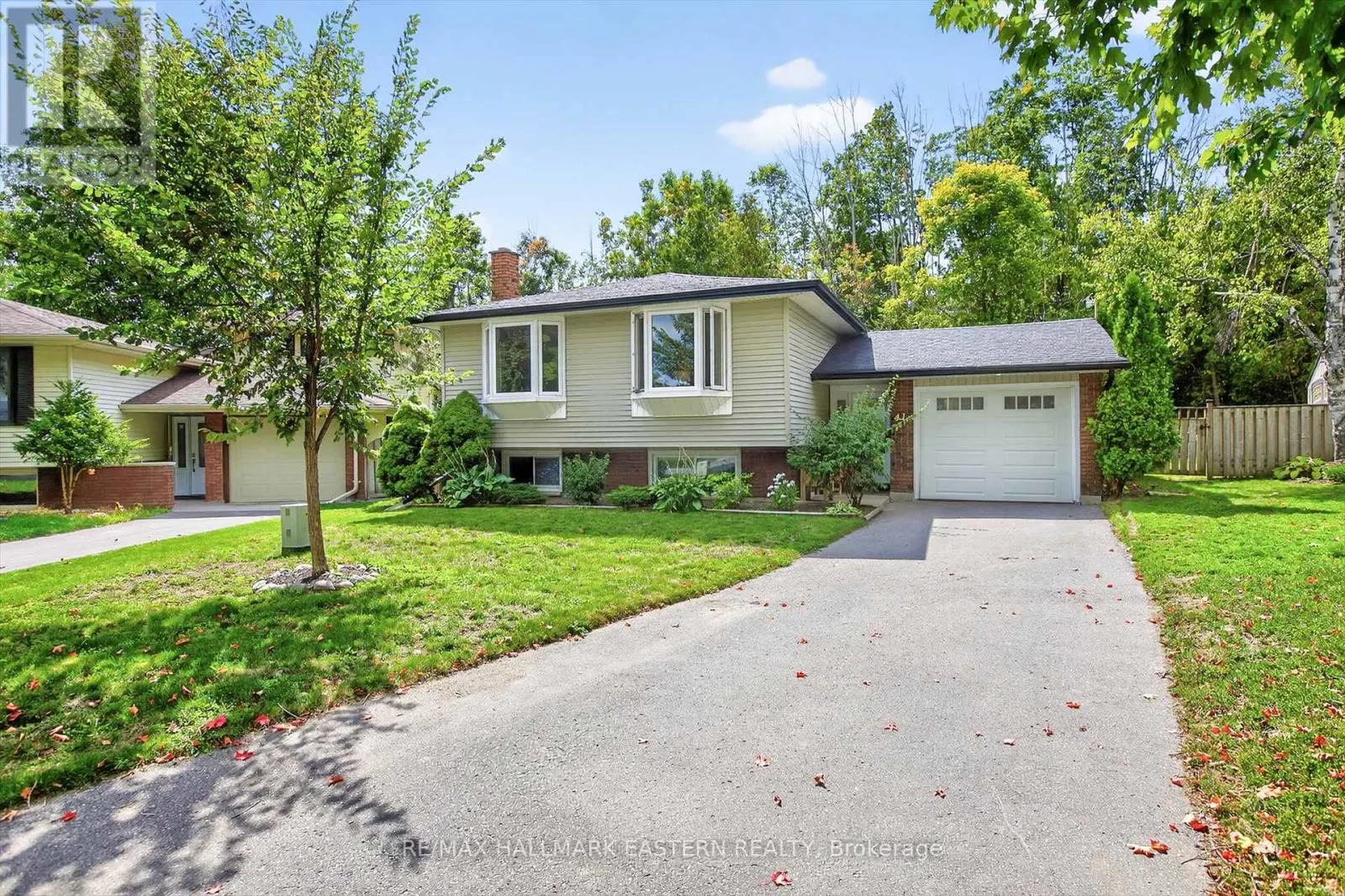 41 PARKVIEW DRIVE