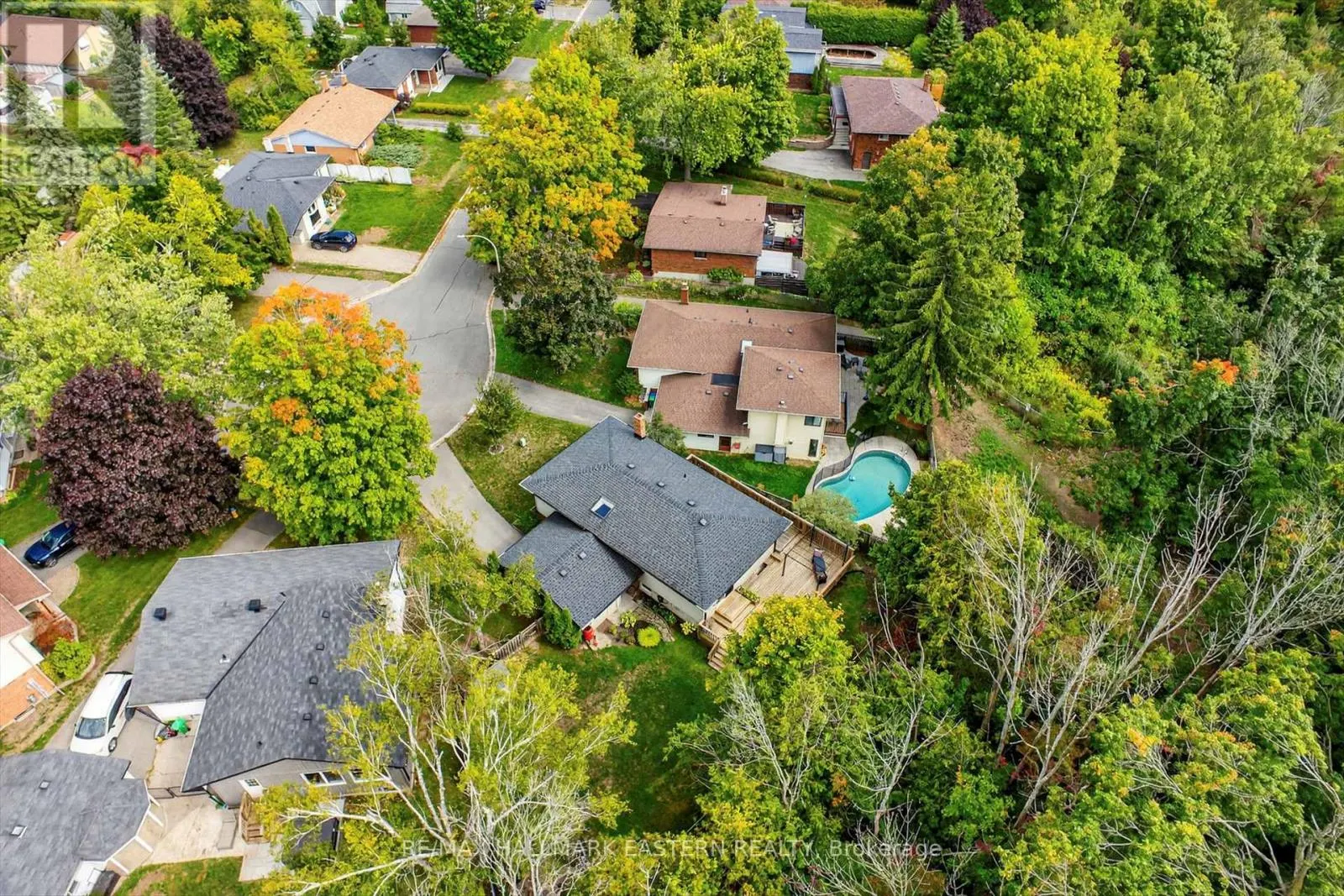 41 PARKVIEW DRIVE