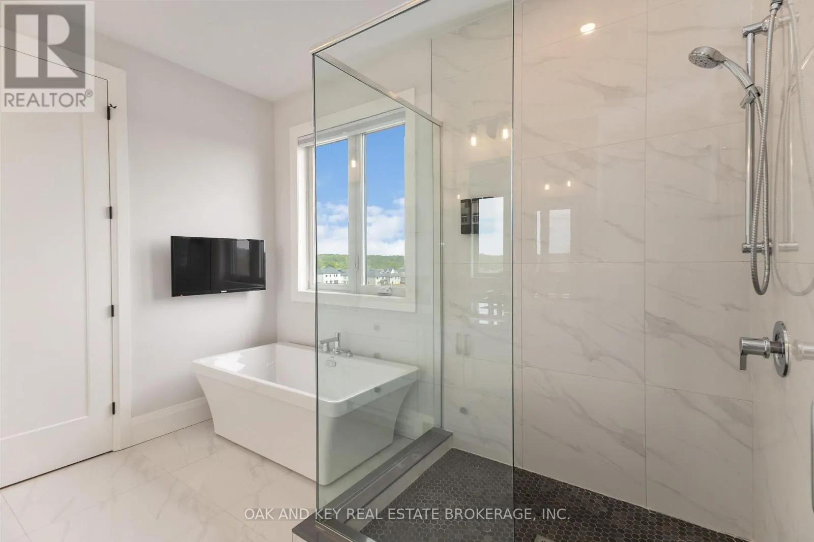 119 DAVENTRY WAY