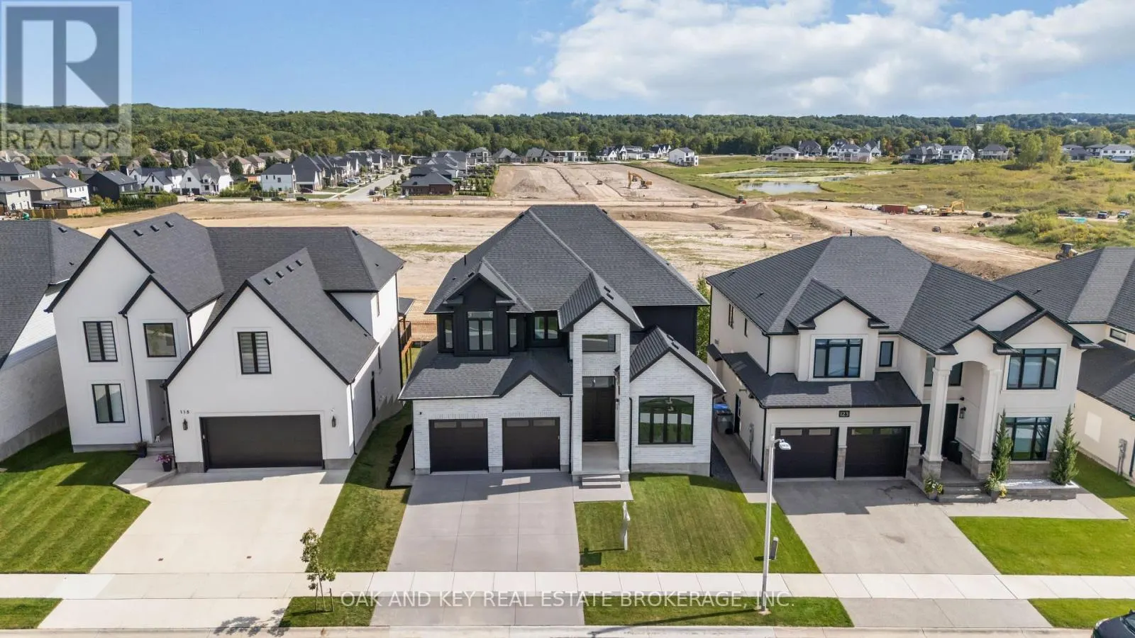 119 DAVENTRY WAY