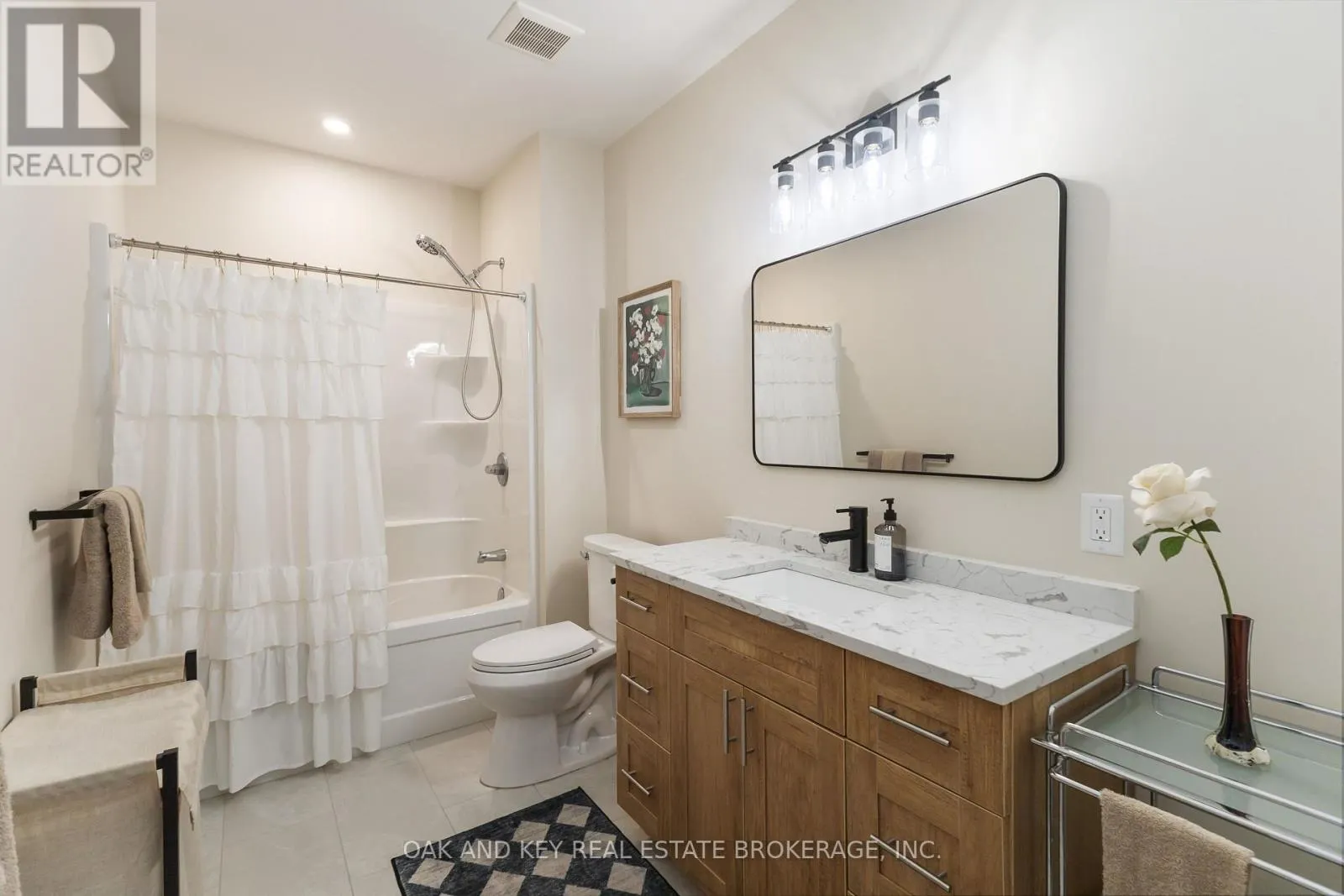 119 DAVENTRY WAY