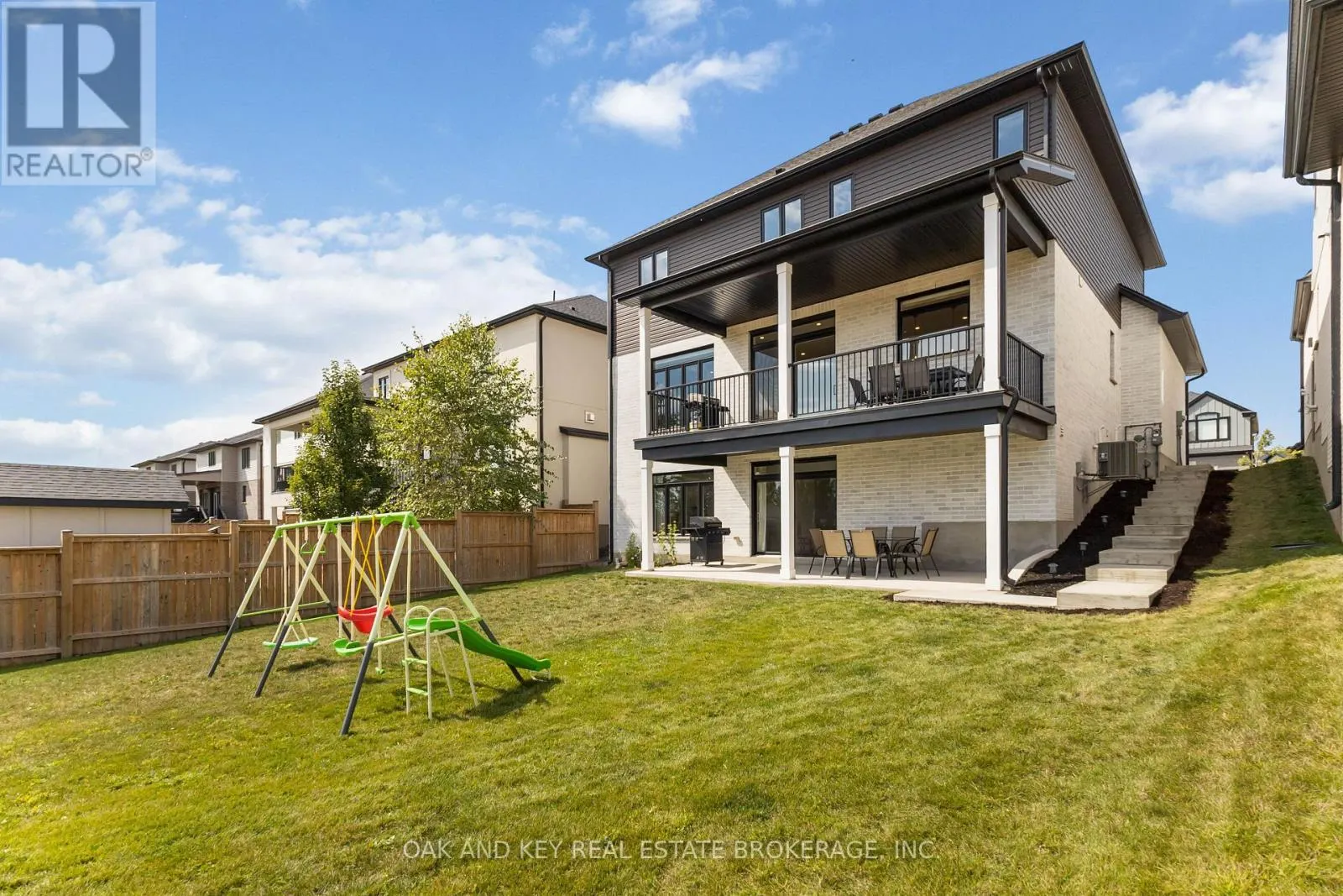 119 DAVENTRY WAY