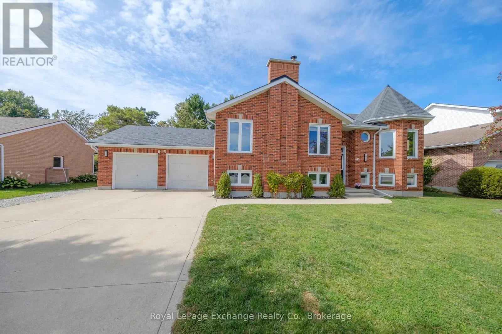 615 LYNDEN CRESCENT