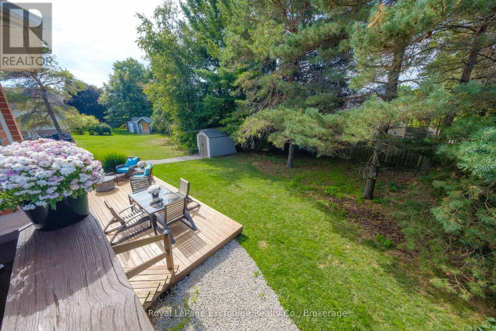 615 LYNDEN CRESCENT