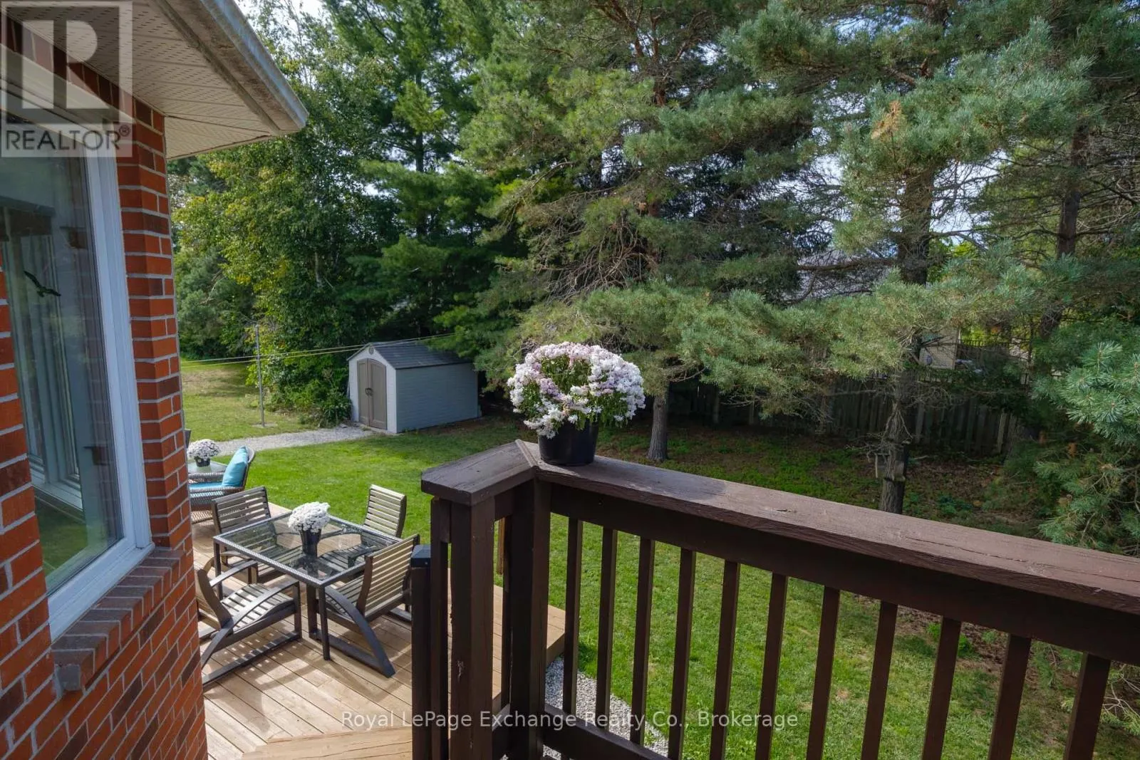 615 LYNDEN CRESCENT