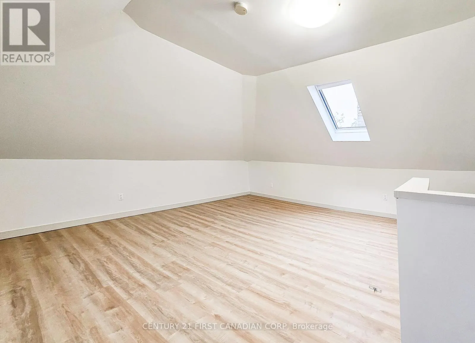 APARTMENT 2 - 857 DUNDAS STREET