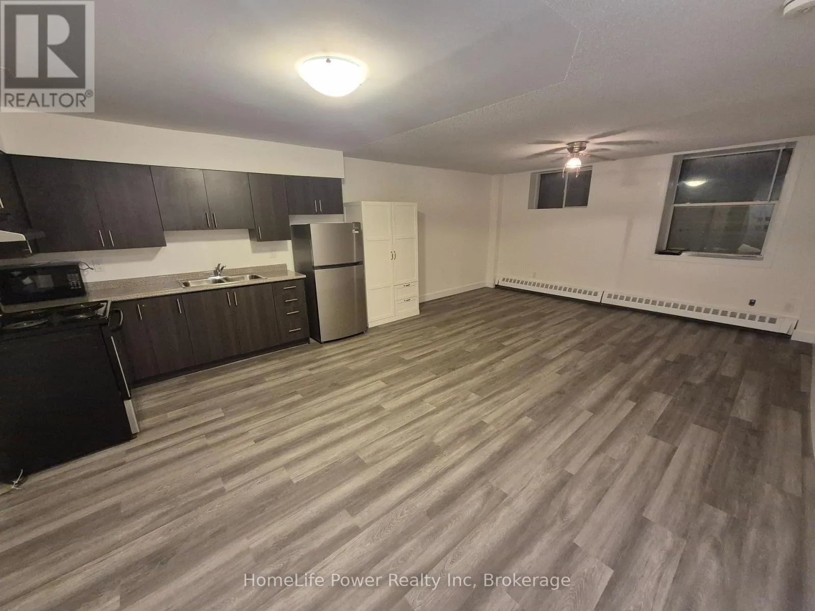 107 - 27 BRIDGE STREET, #107