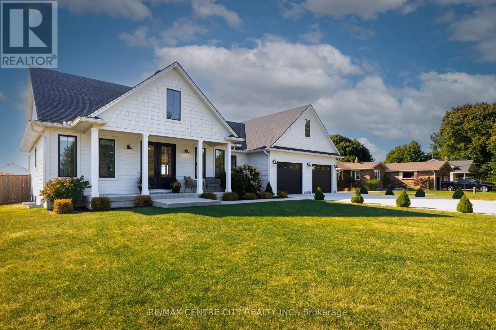 7923 FAIRVIEW ROAD
