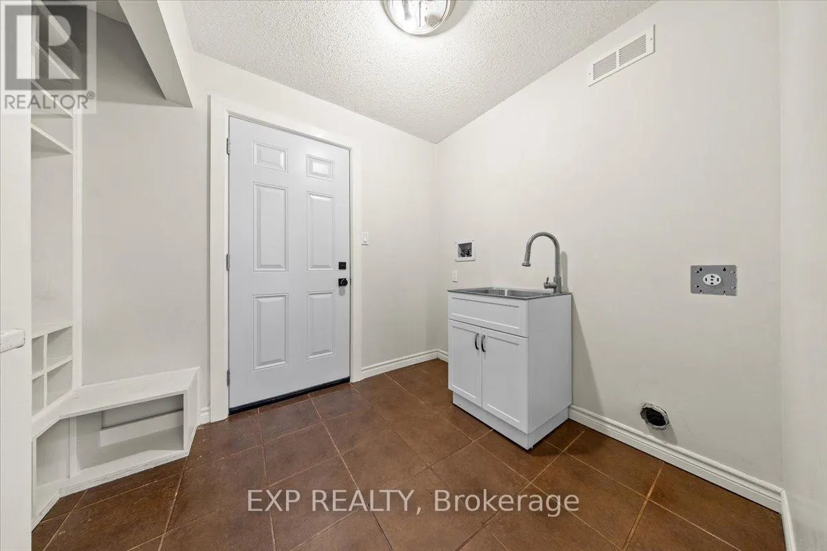 129 LADY SLIPPER WAY