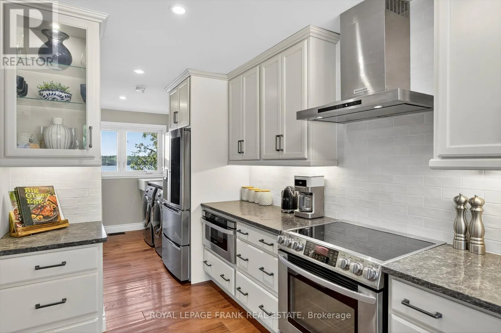 1082 TEDFORD LANE
