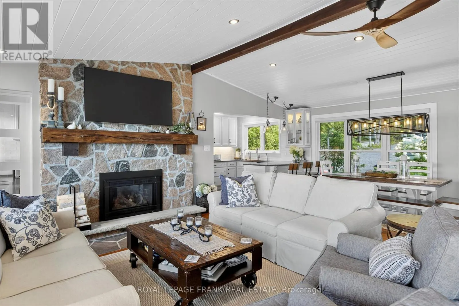 1082 TEDFORD LANE