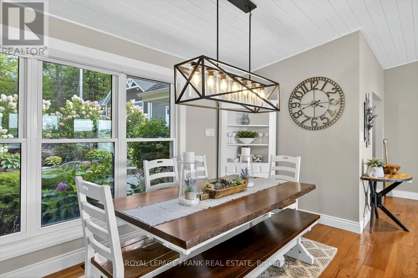 1082 TEDFORD LANE