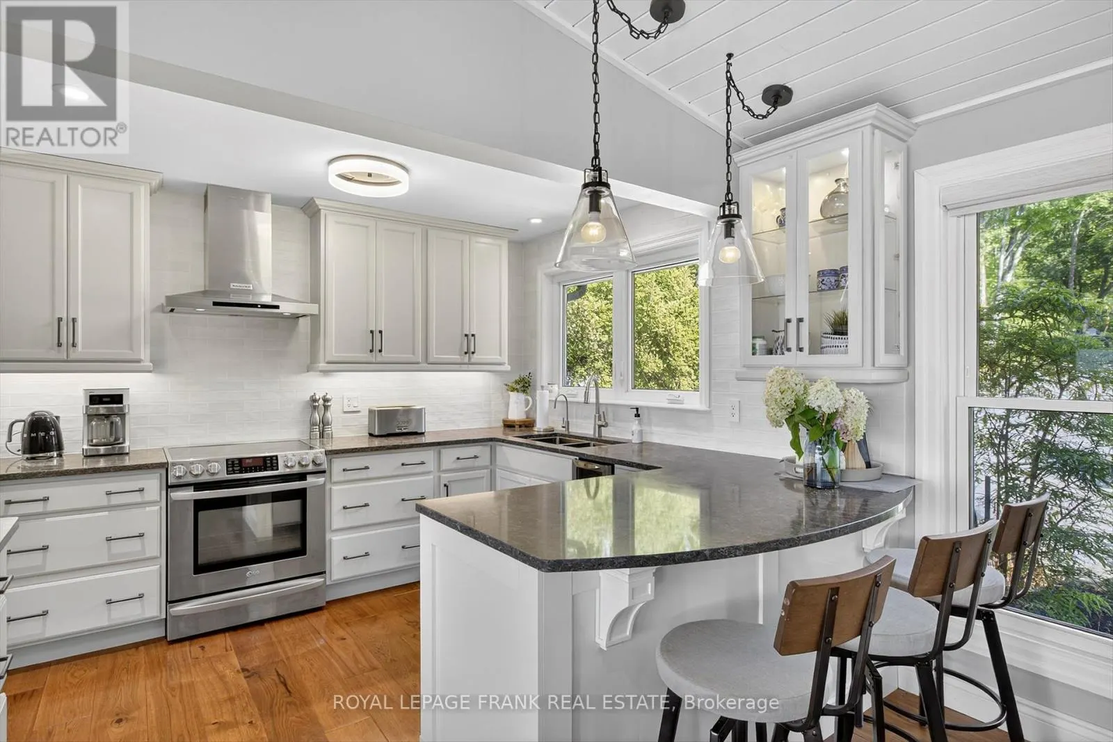 1082 TEDFORD LANE