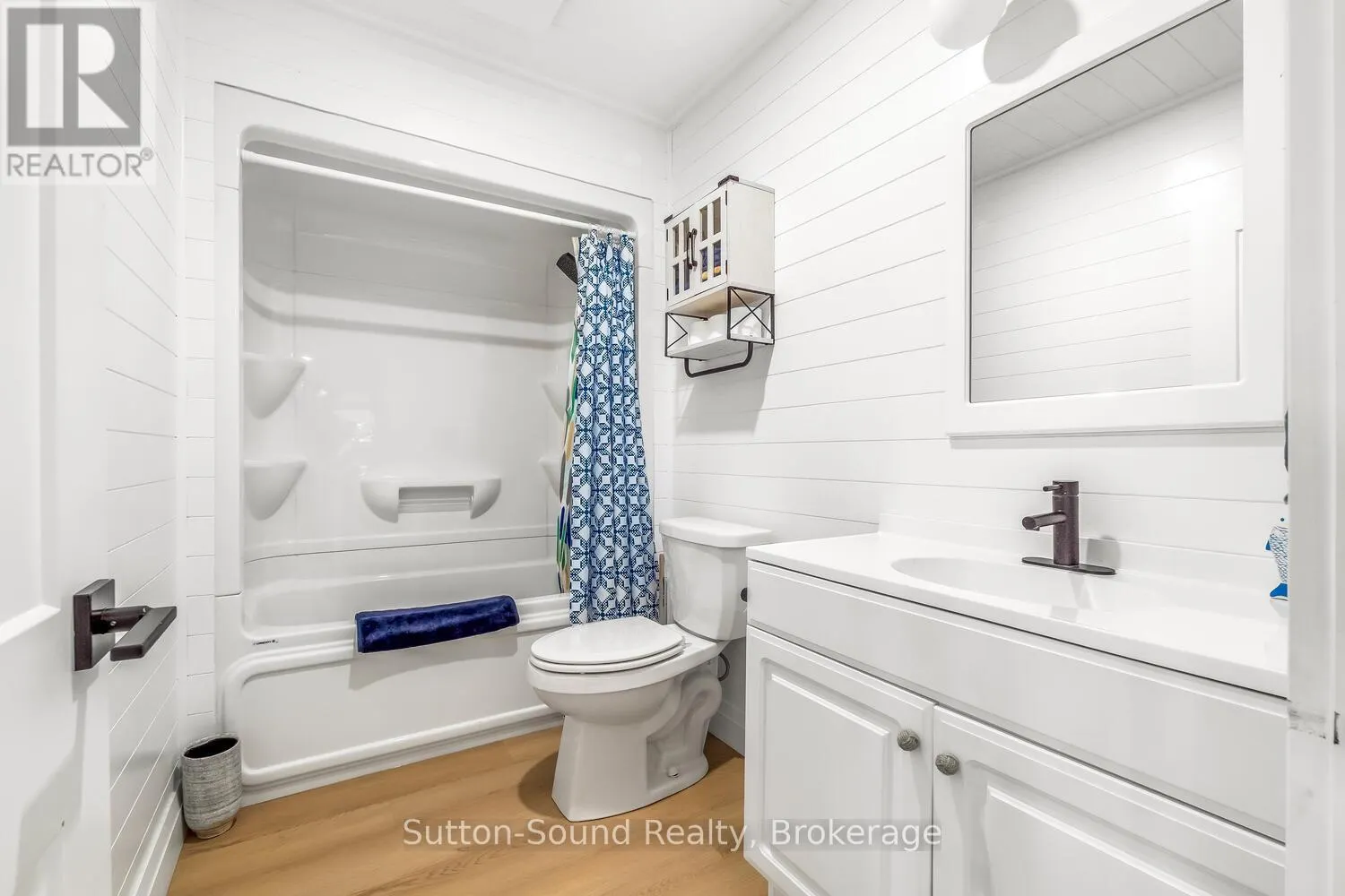 871 PIKE BAY ROAD