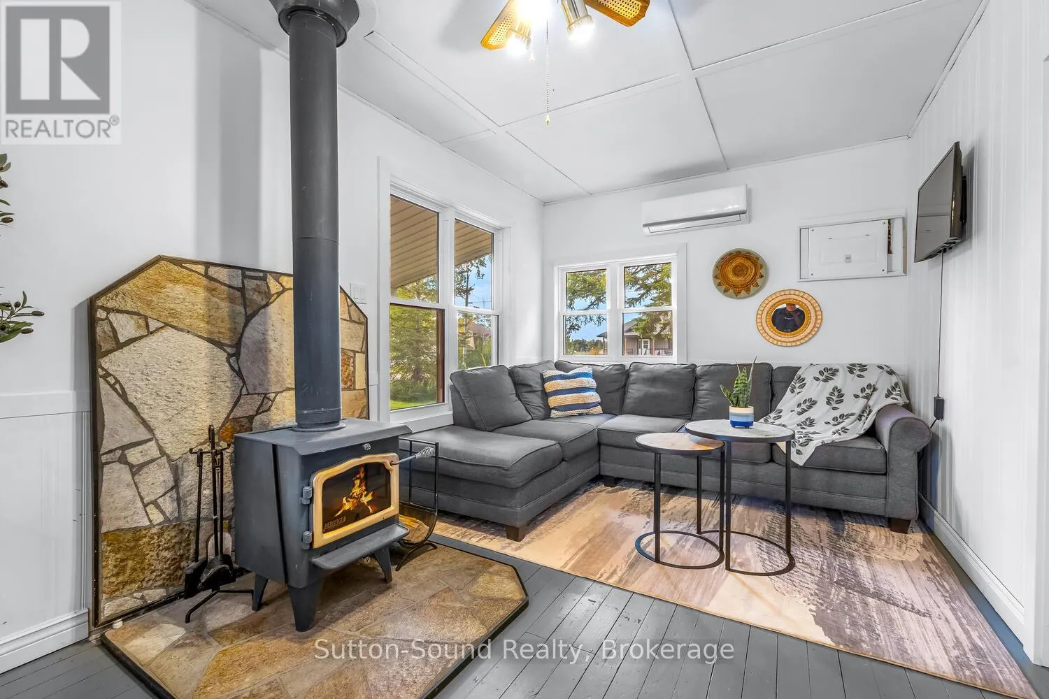 871 PIKE BAY ROAD