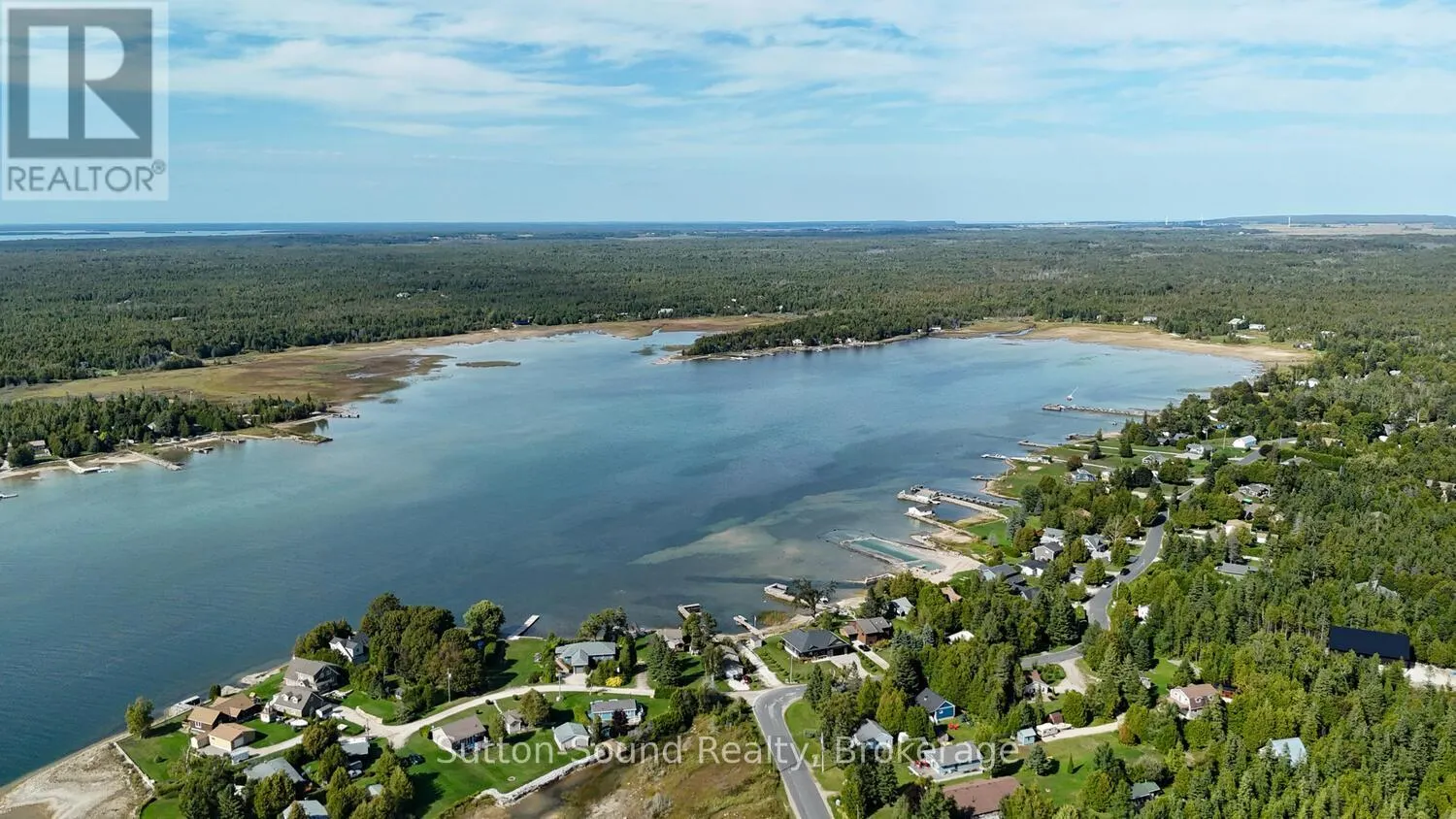 871 PIKE BAY ROAD