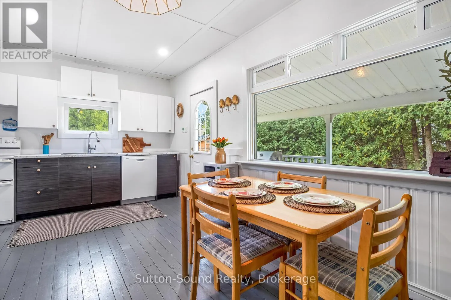 871 PIKE BAY ROAD