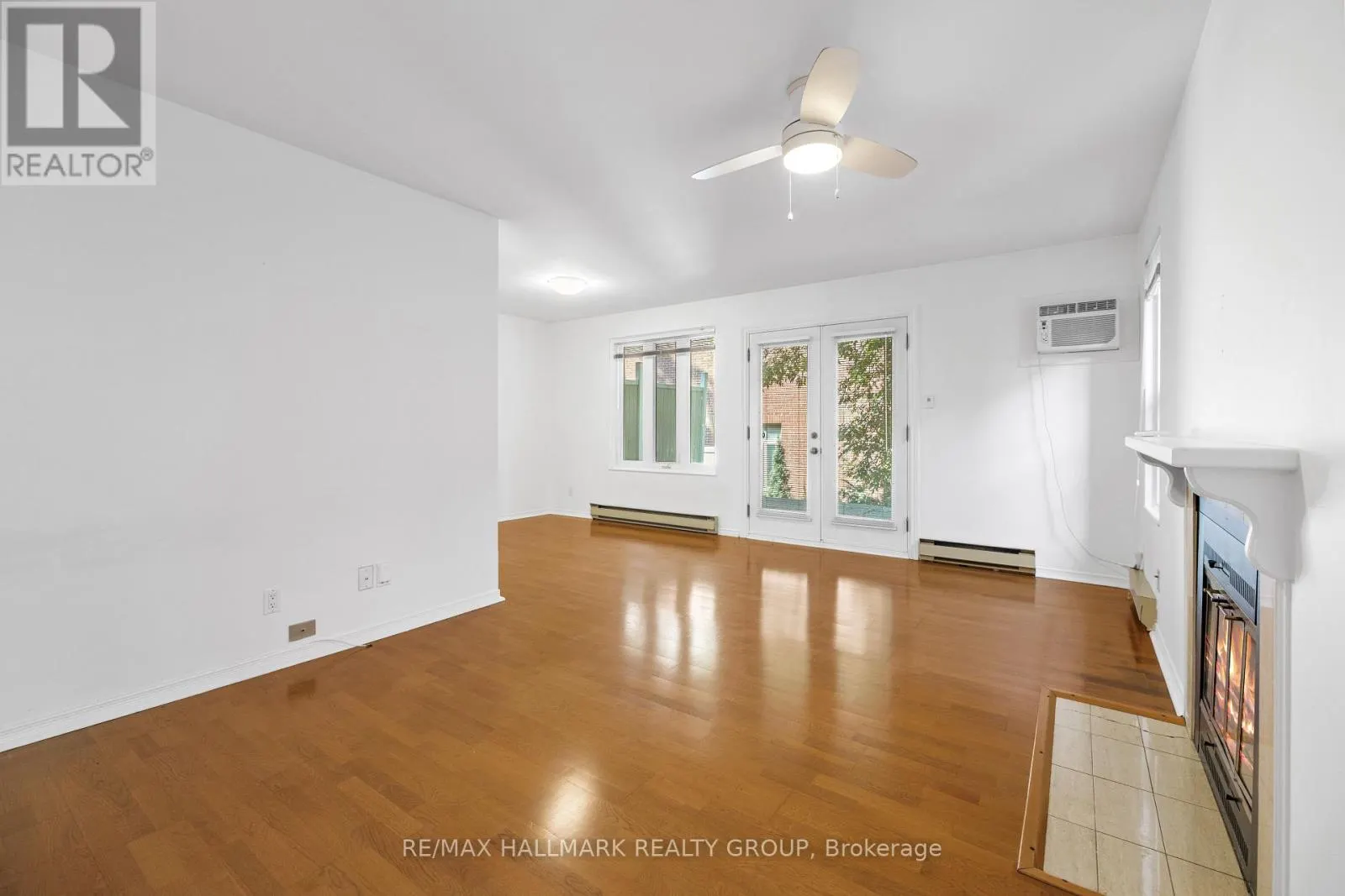 2 - 19 MONTCALM STREET