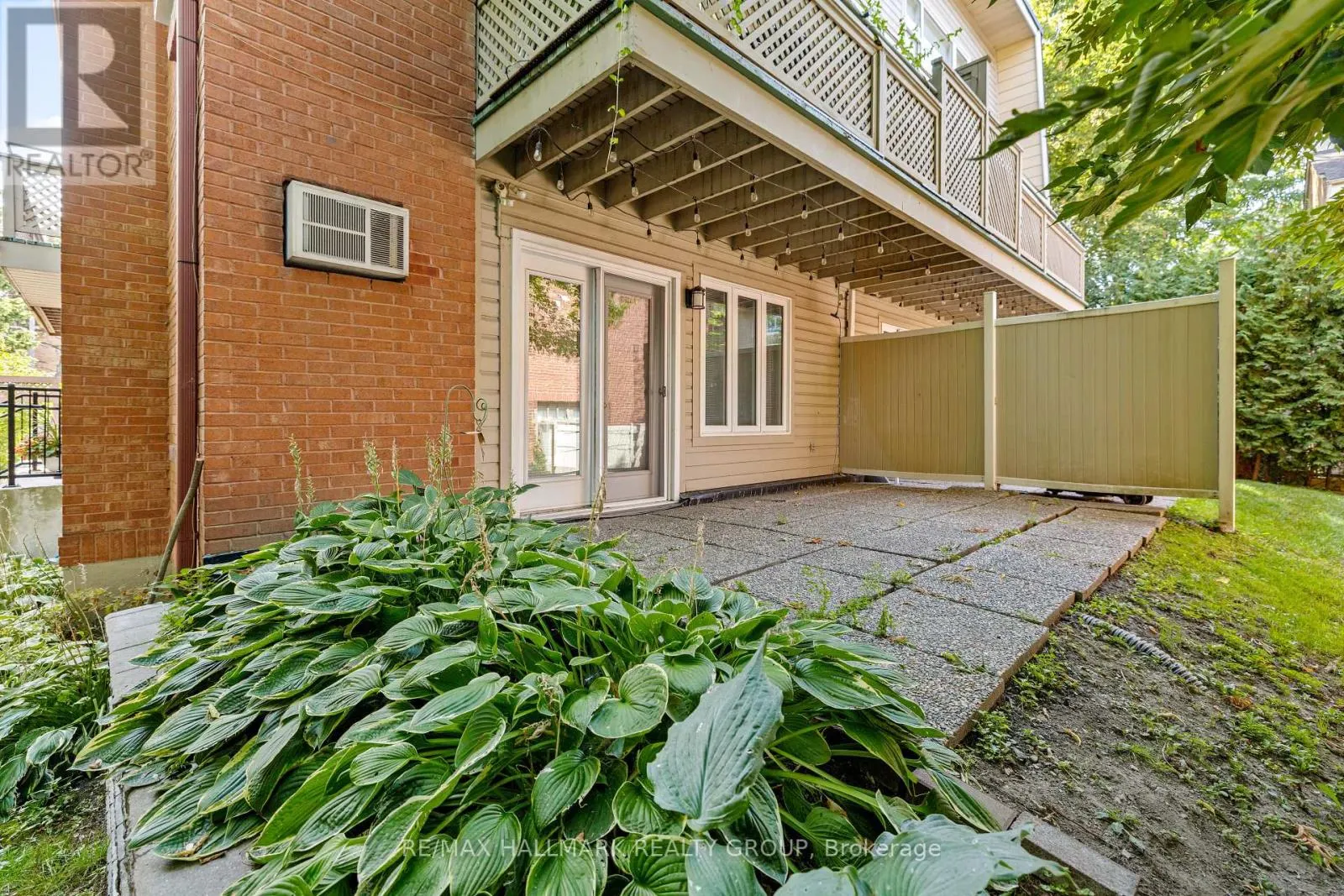 2 - 19 MONTCALM STREET