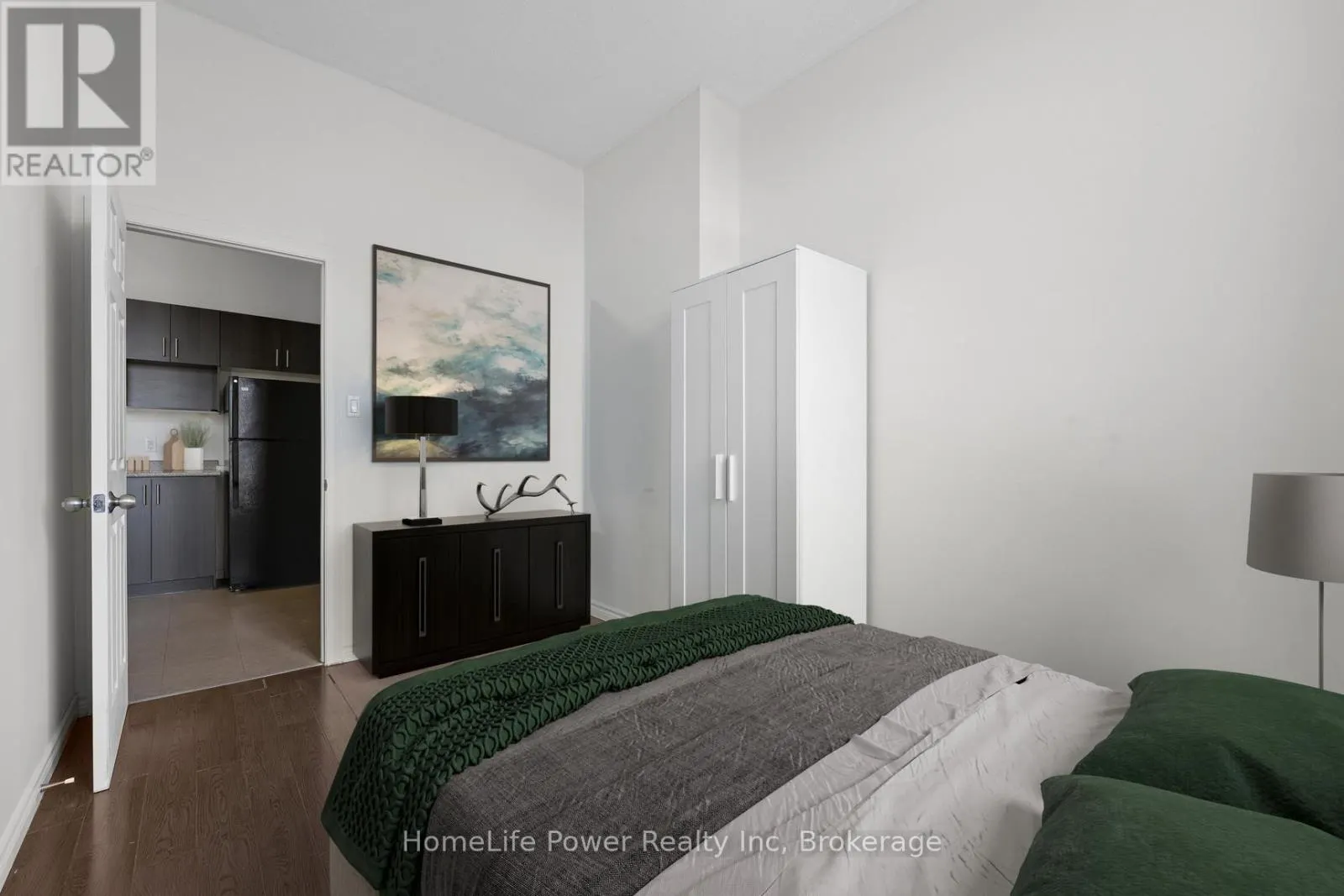 305 - 27 BRIDGE STREET, #305