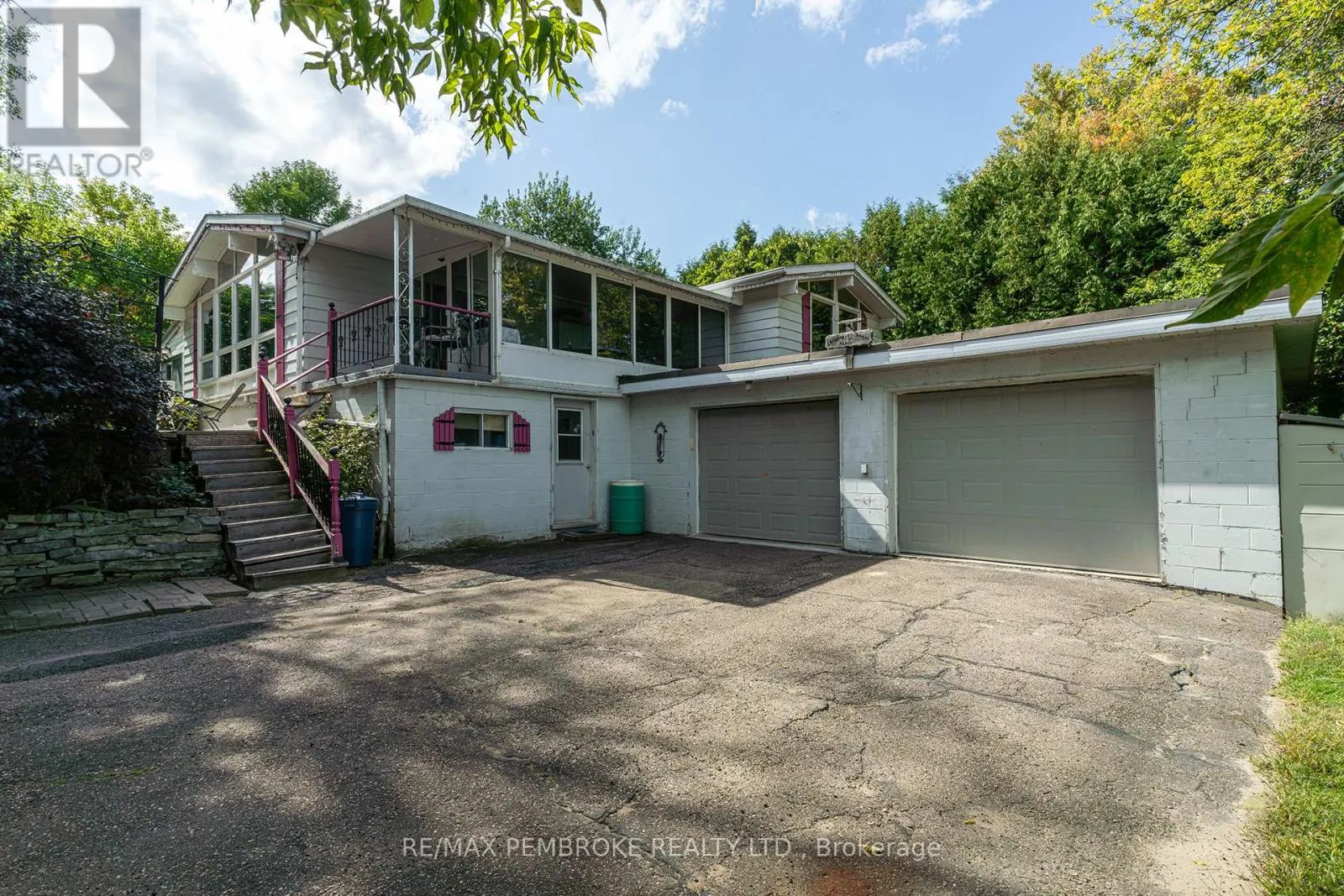 2 COWLEY STREET