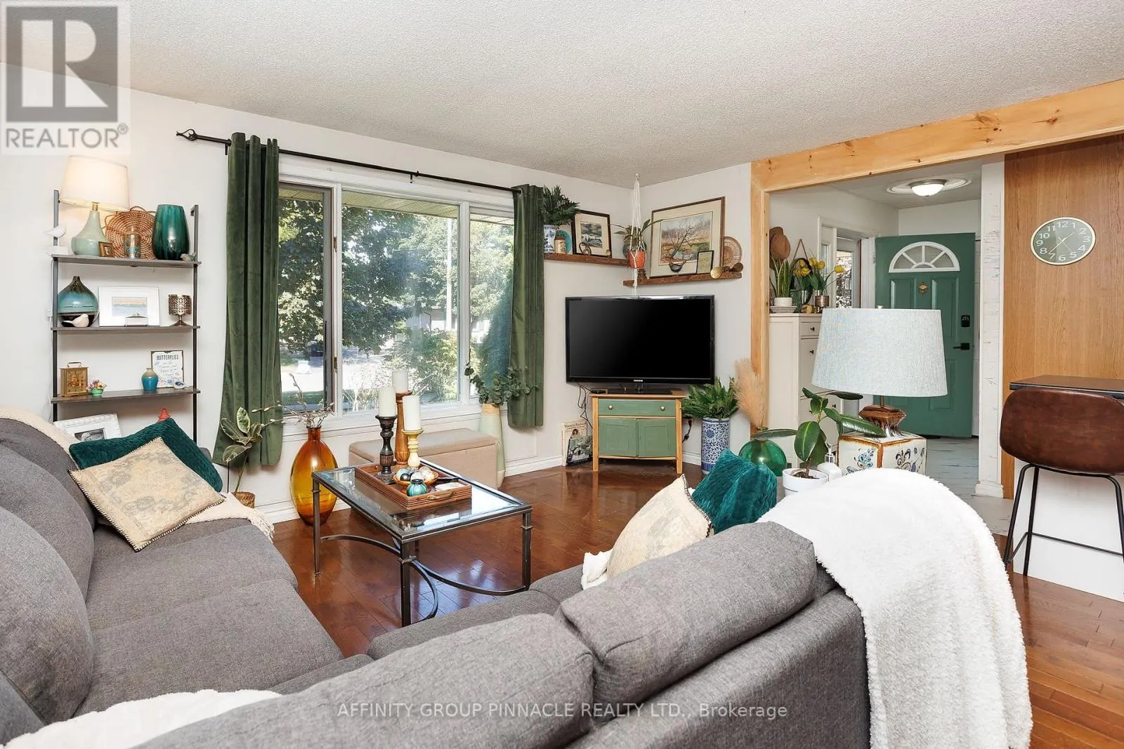 28 KAREN DRIVE