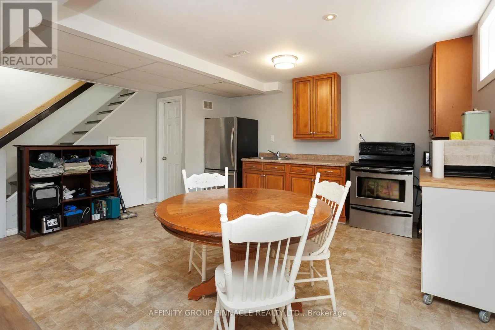 28 KAREN DRIVE
