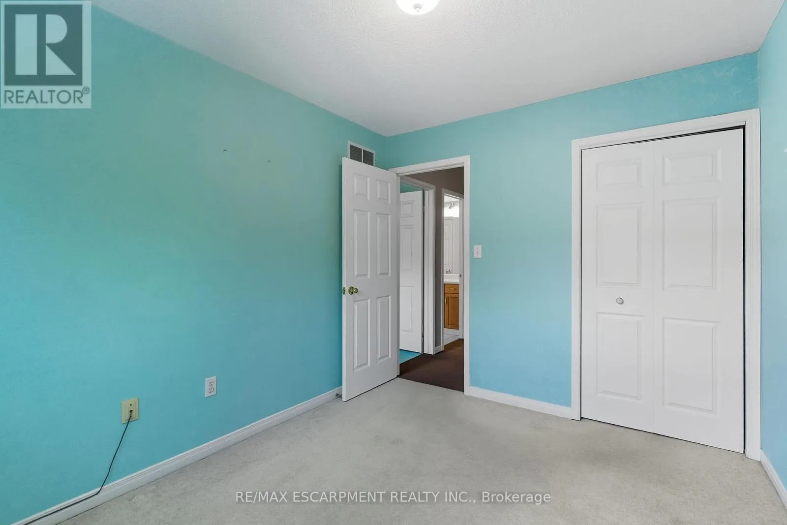 57 PINEWOODS DRIVE