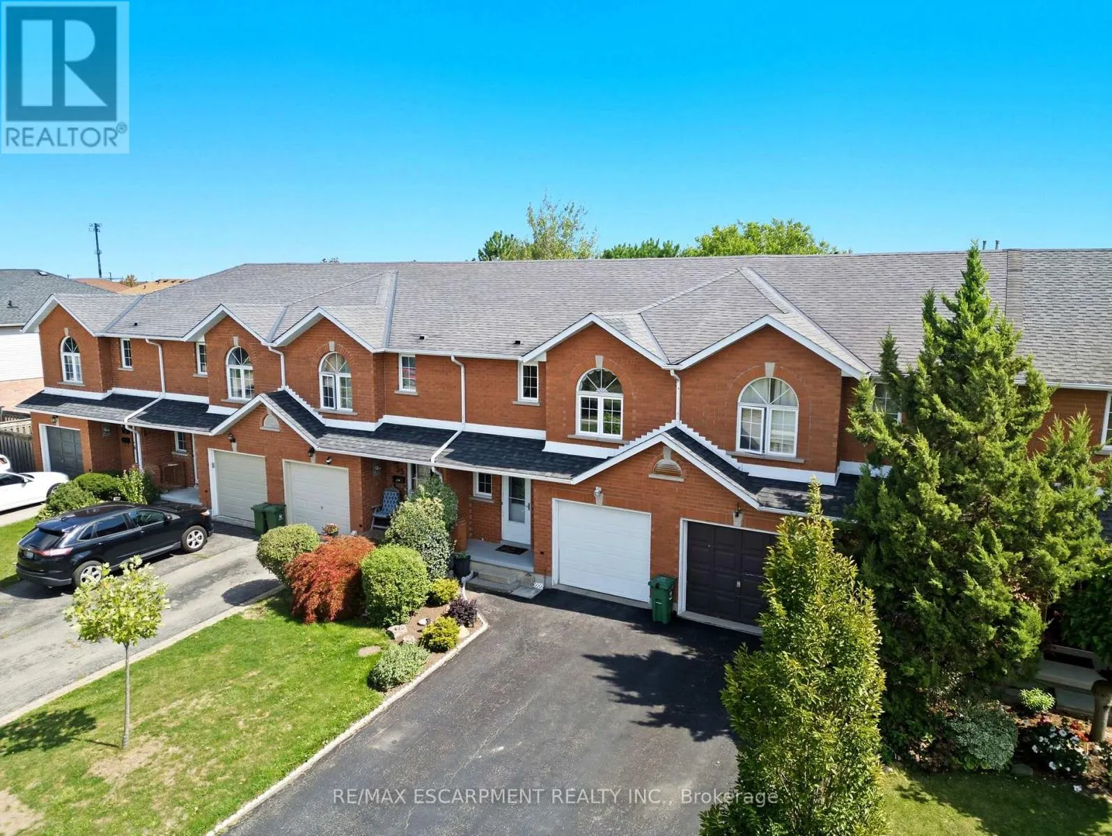 57 PINEWOODS DRIVE