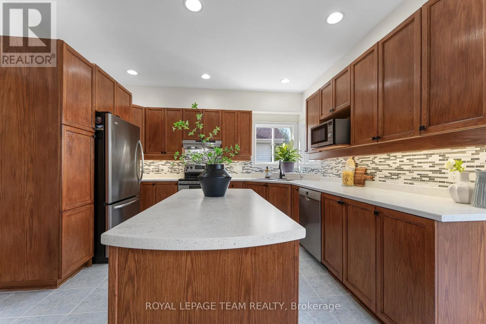 19 BLACK TERN CRESCENT