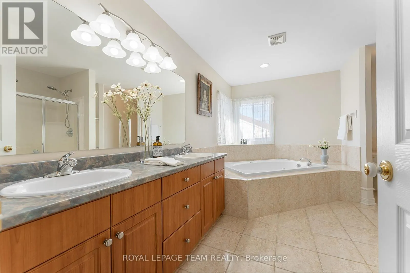 19 BLACK TERN CRESCENT