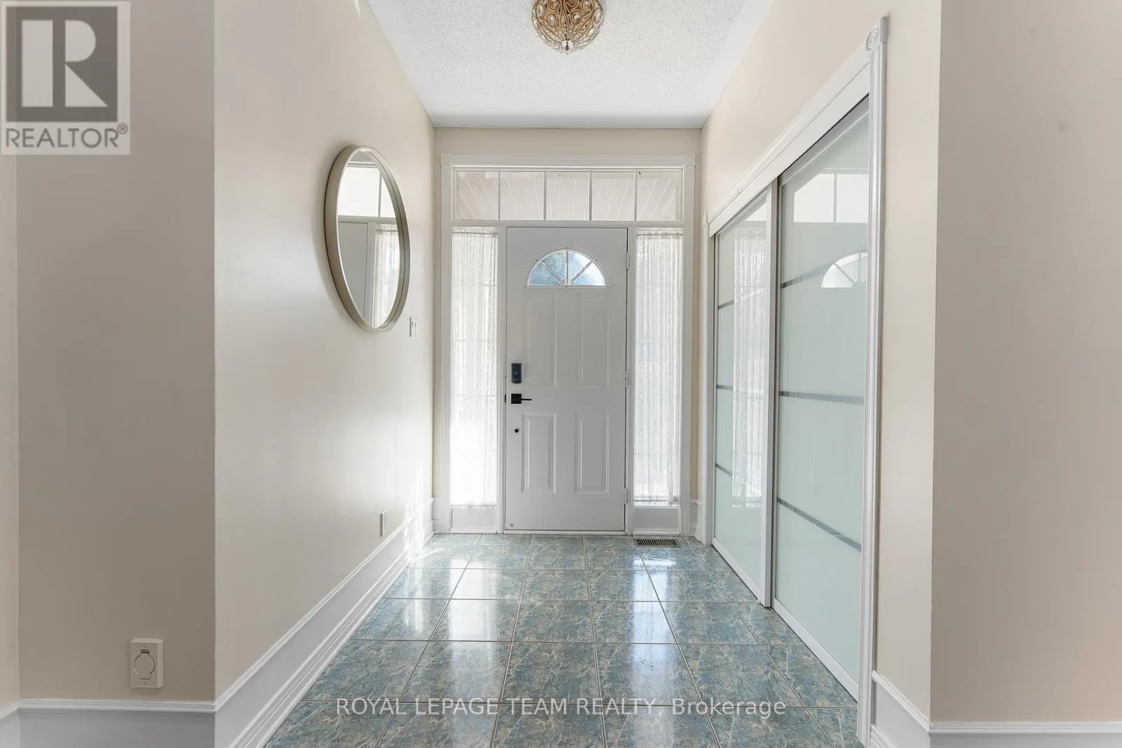 19 BLACK TERN CRESCENT