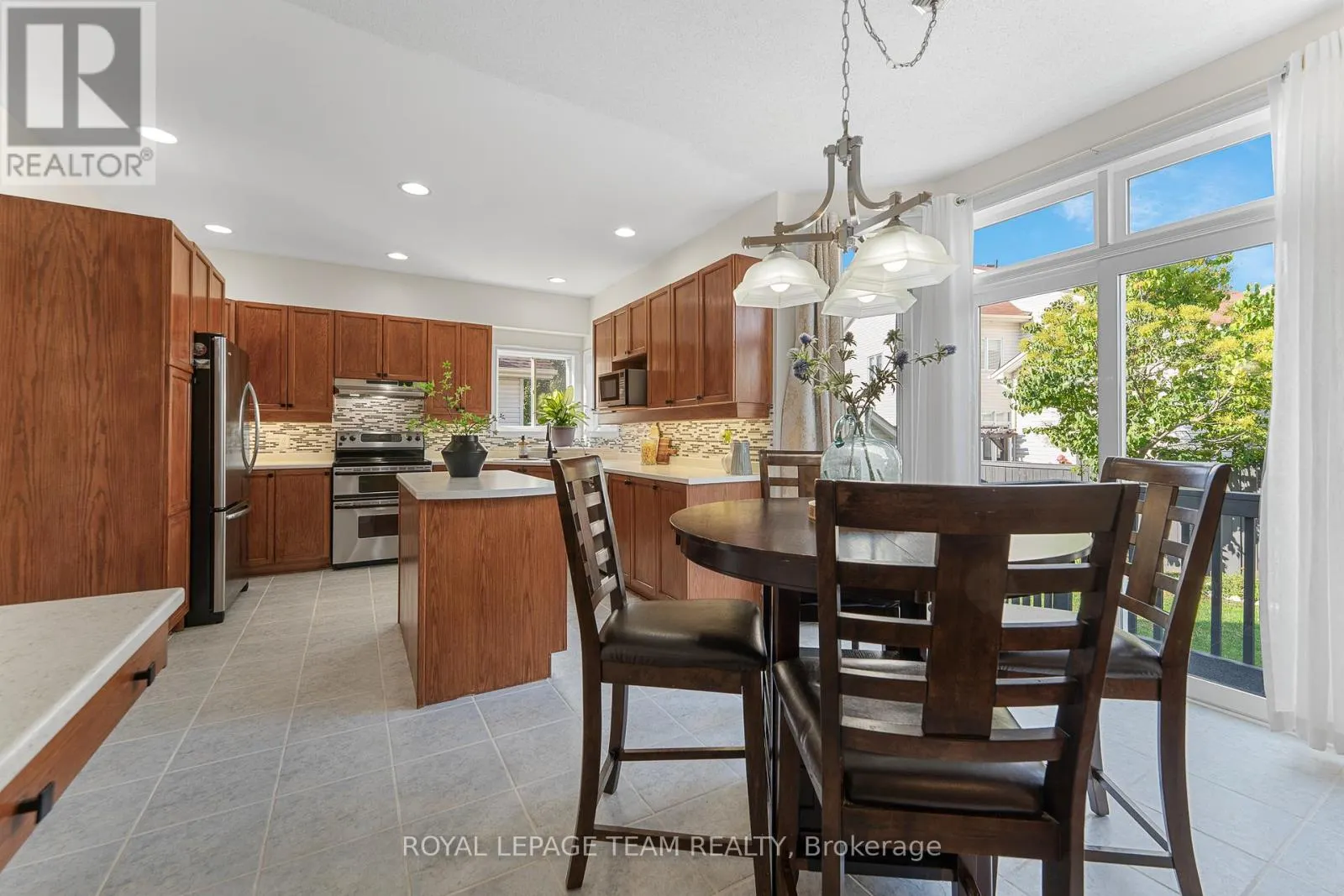 19 BLACK TERN CRESCENT