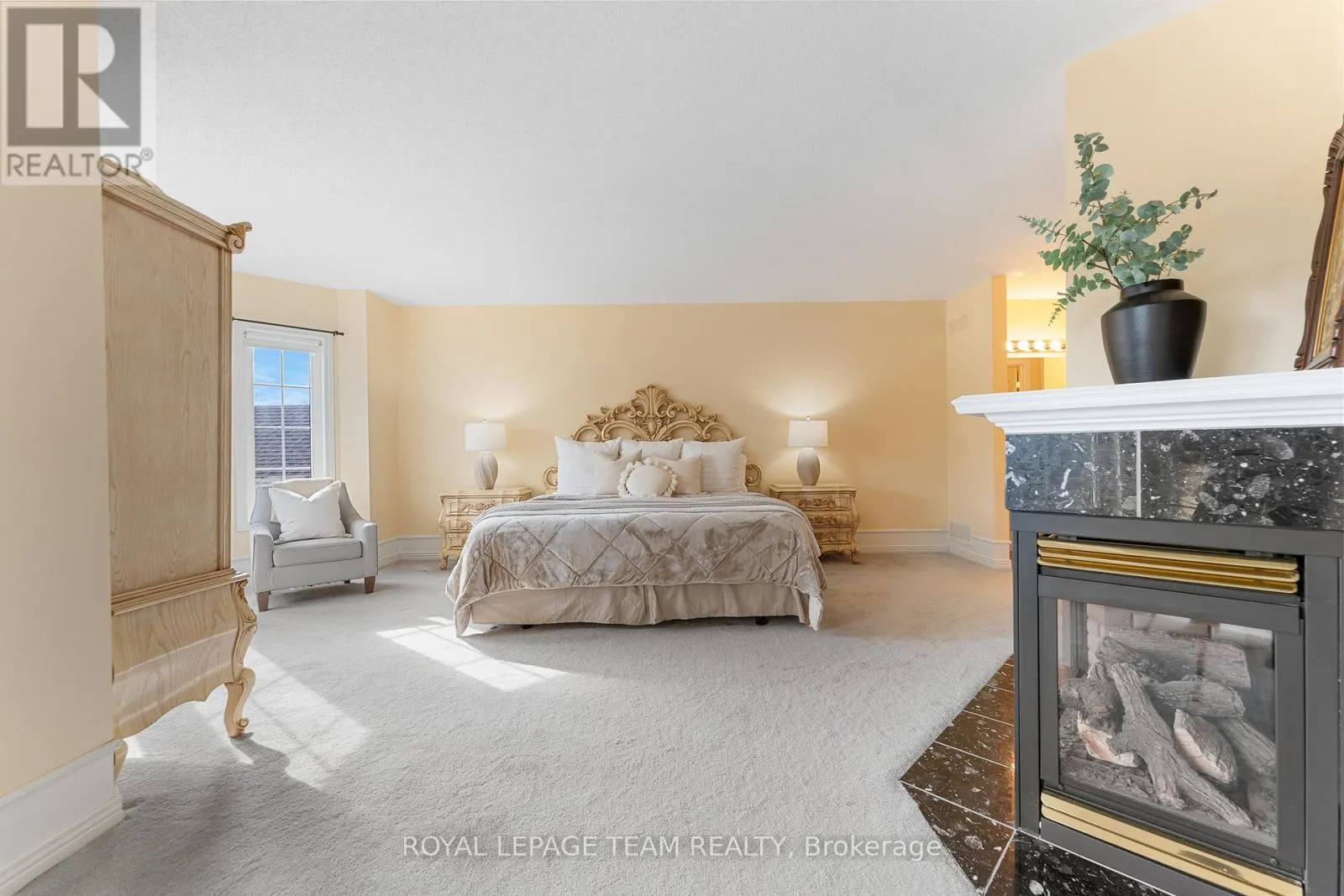 19 BLACK TERN CRESCENT