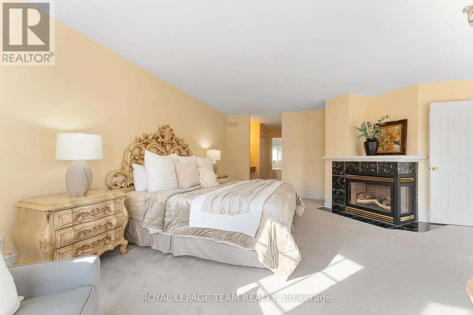 19 BLACK TERN CRESCENT
