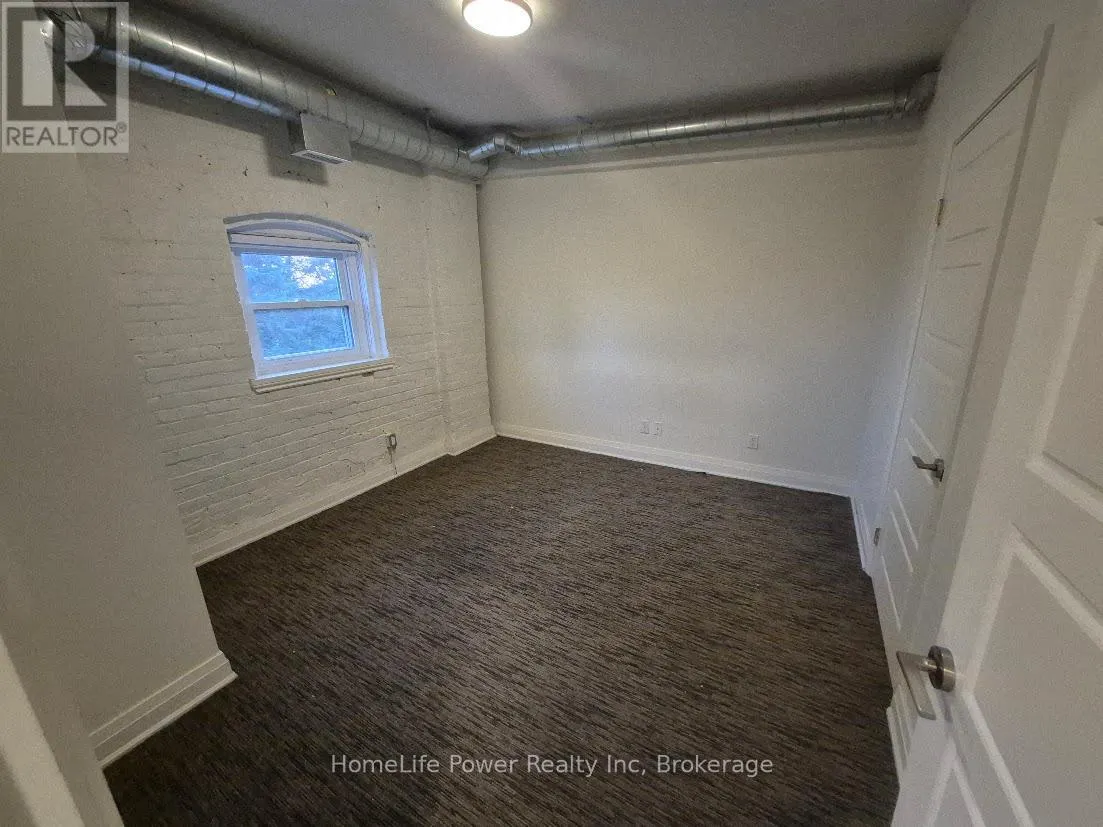 406 - 11 WEST STREET, #406