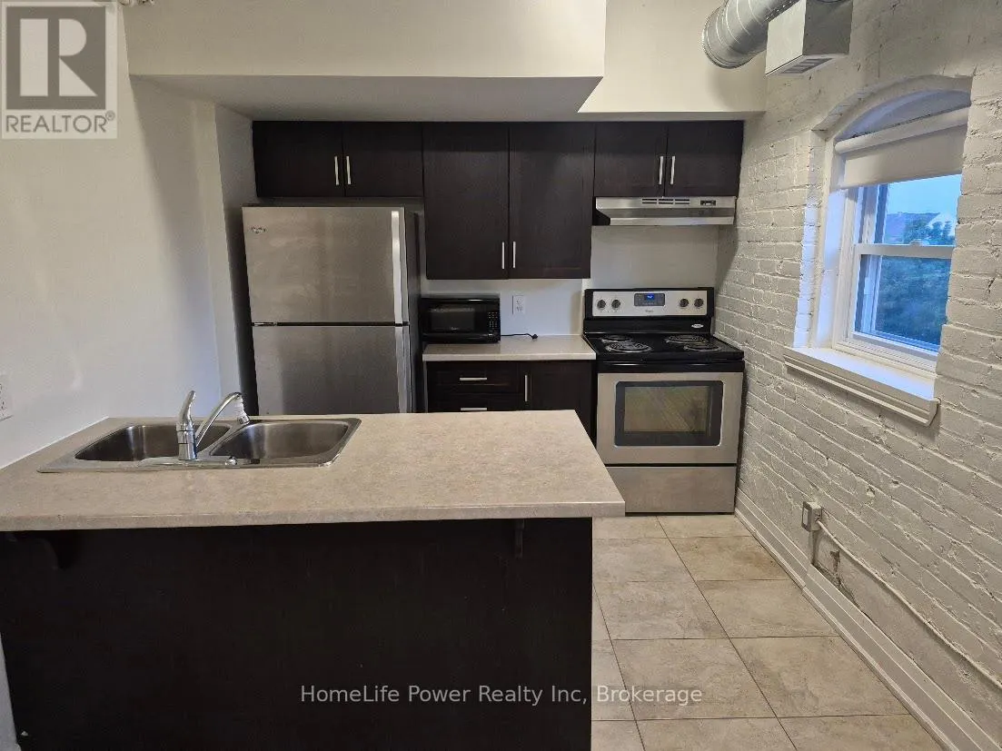 406 - 11 WEST STREET, #406