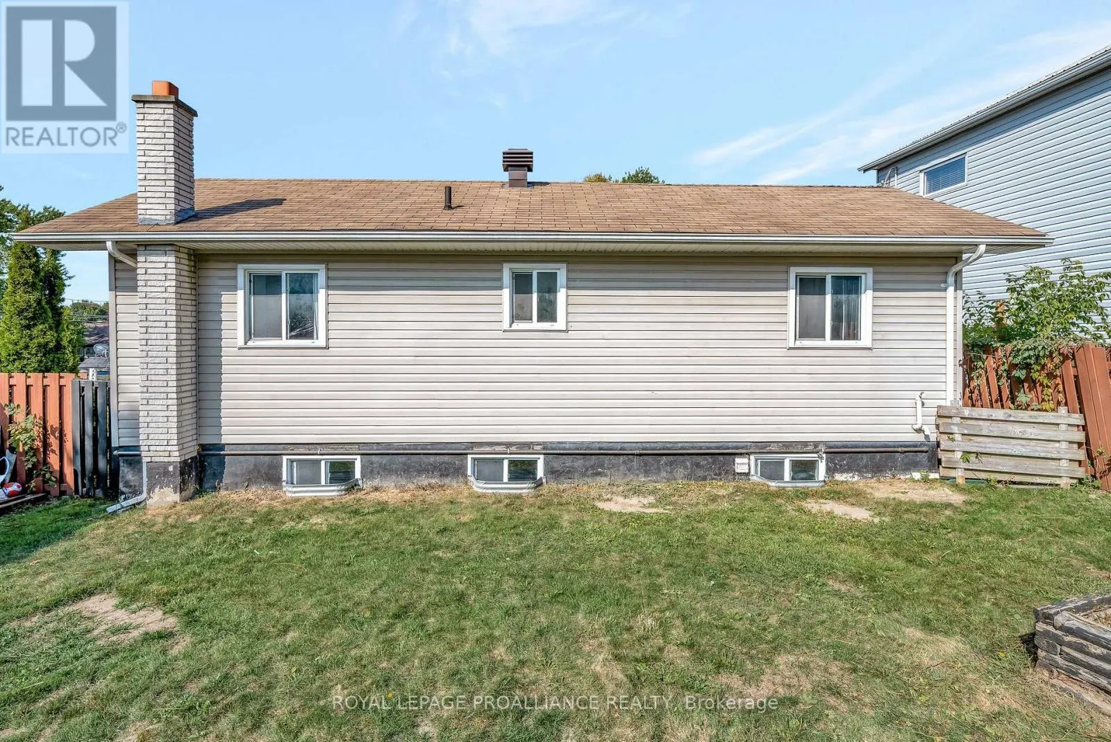 317 SIDNEY STREET