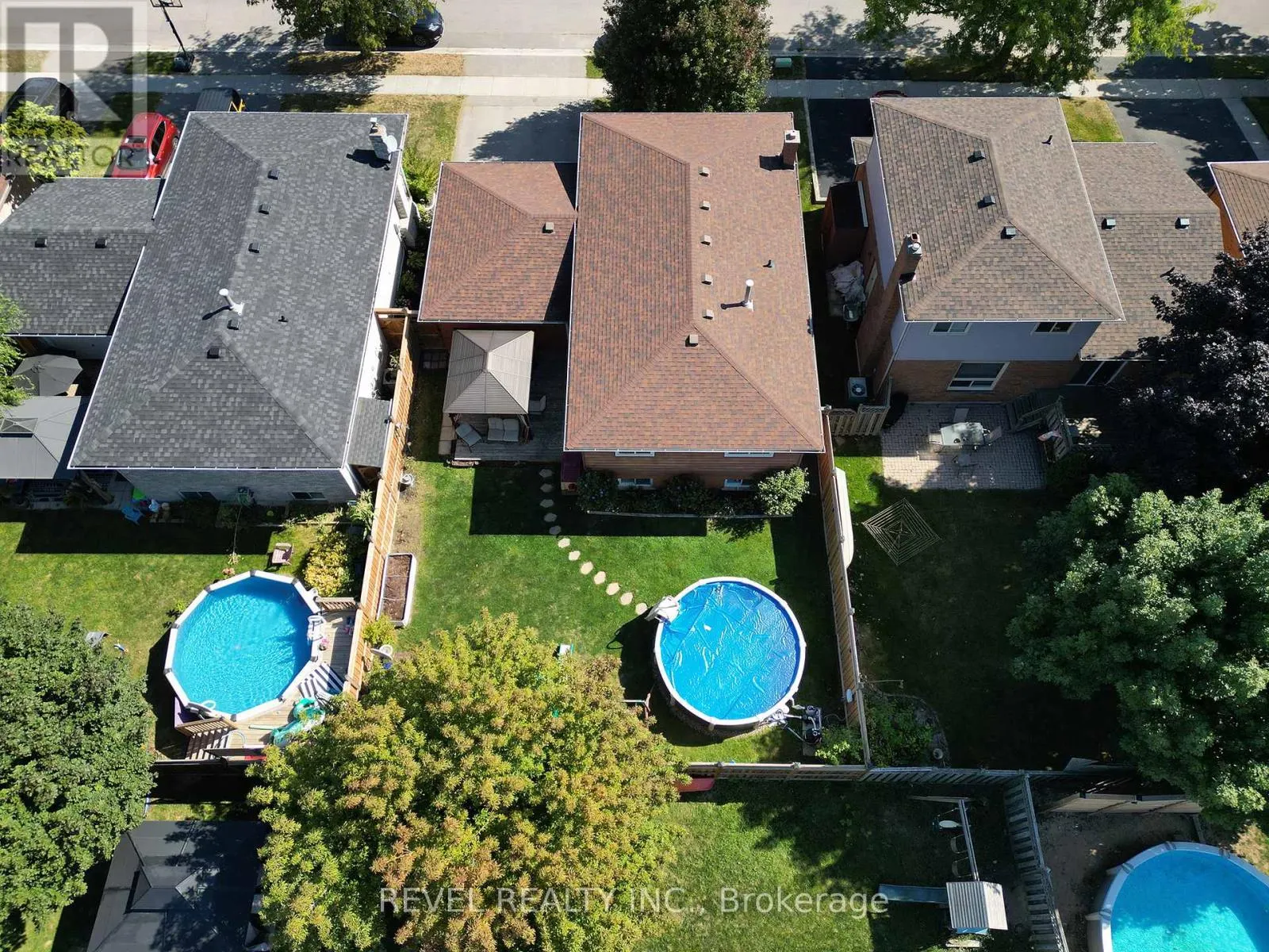 38 LUDLOW CRESCENT