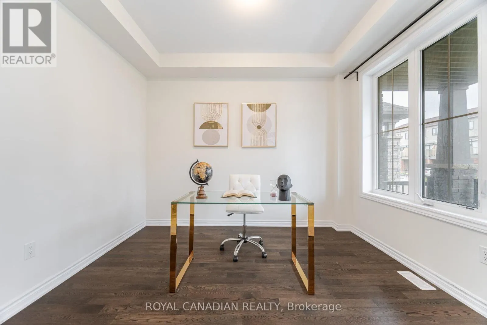 27 BEE CRESCENT