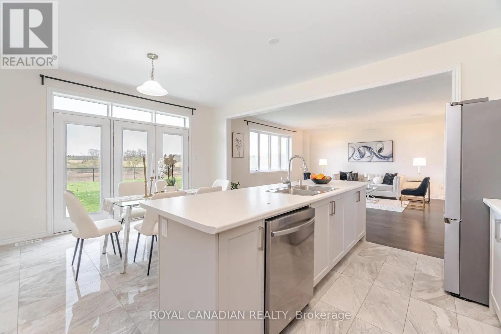 27 BEE CRESCENT
