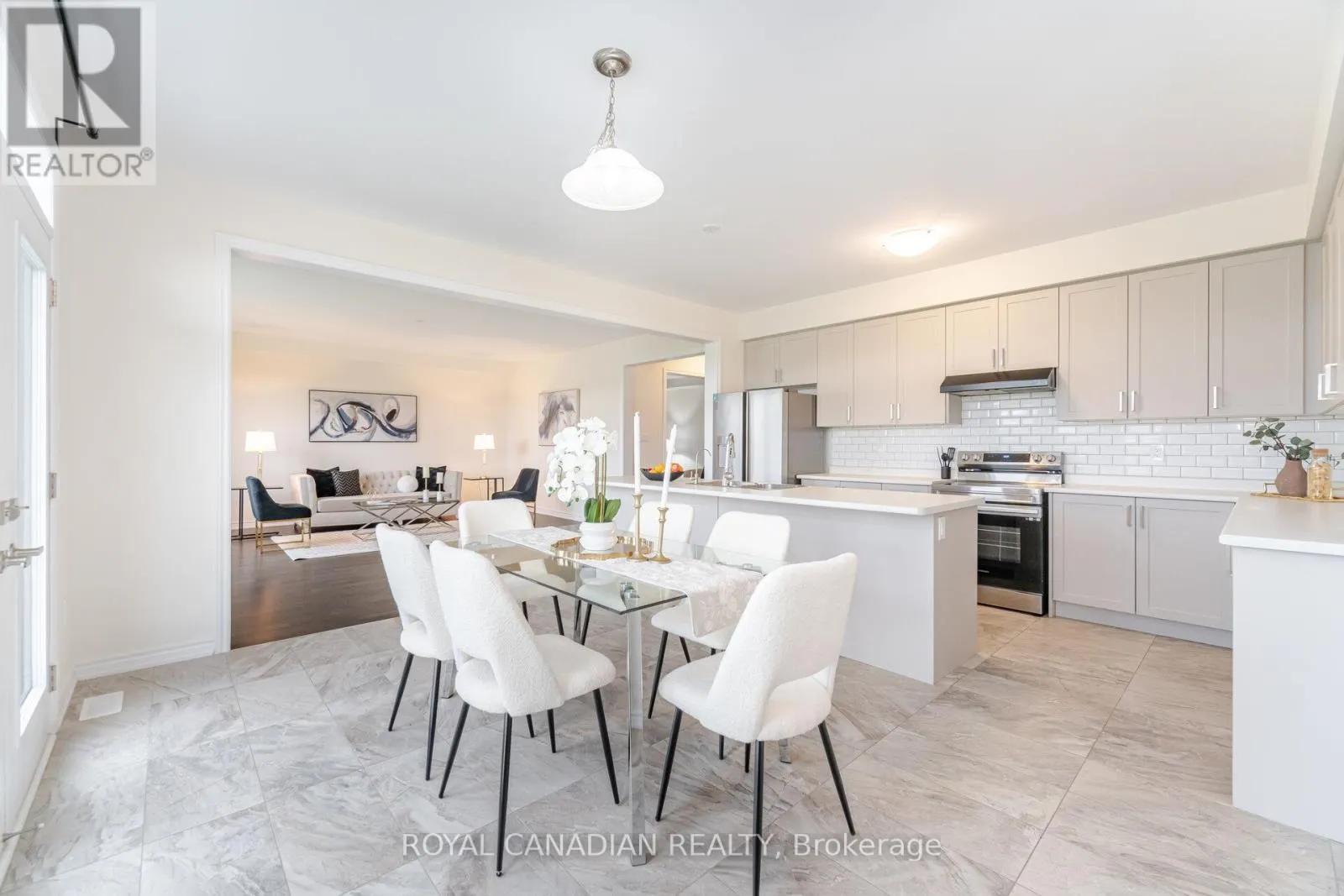 27 BEE CRESCENT