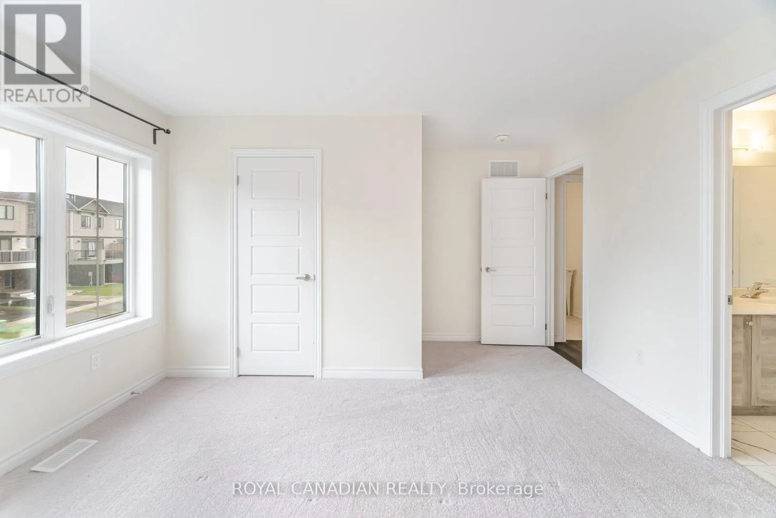 27 BEE CRESCENT