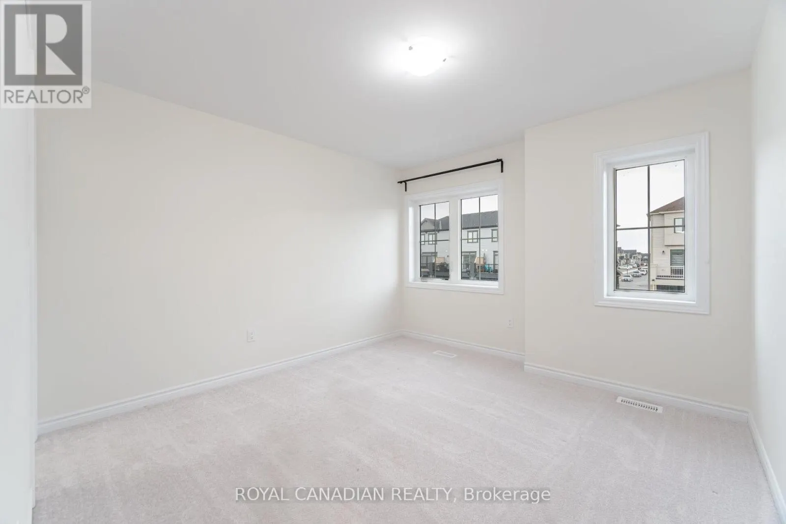 27 BEE CRESCENT