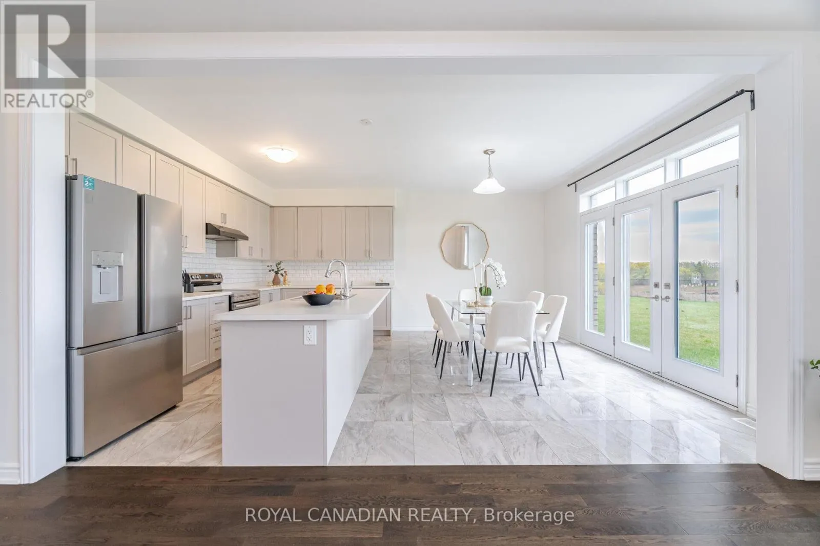 27 BEE CRESCENT