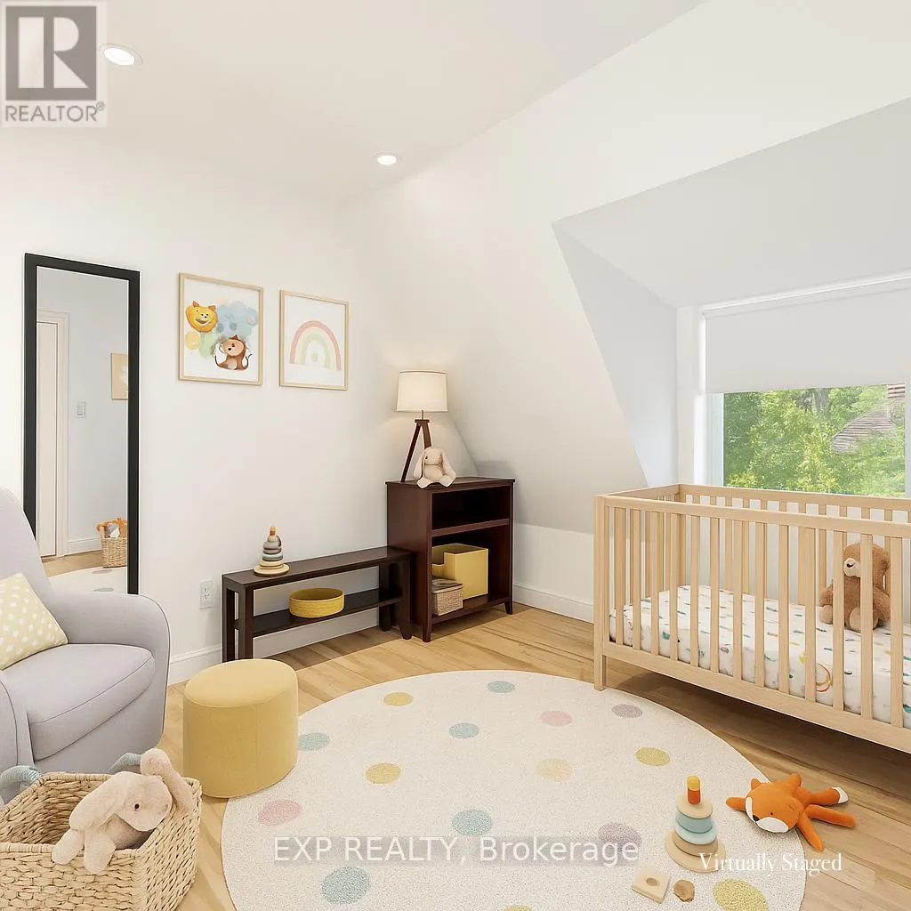 237 VICTORIA ROAD S