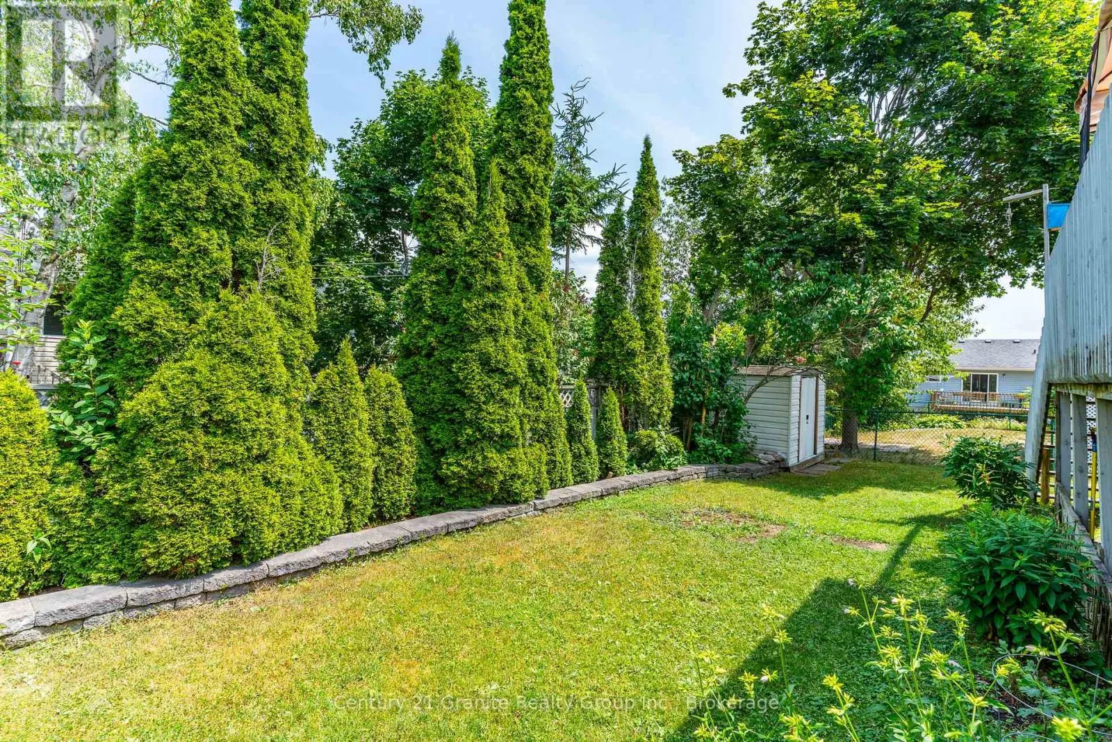 4 BIRCH CRESCENT