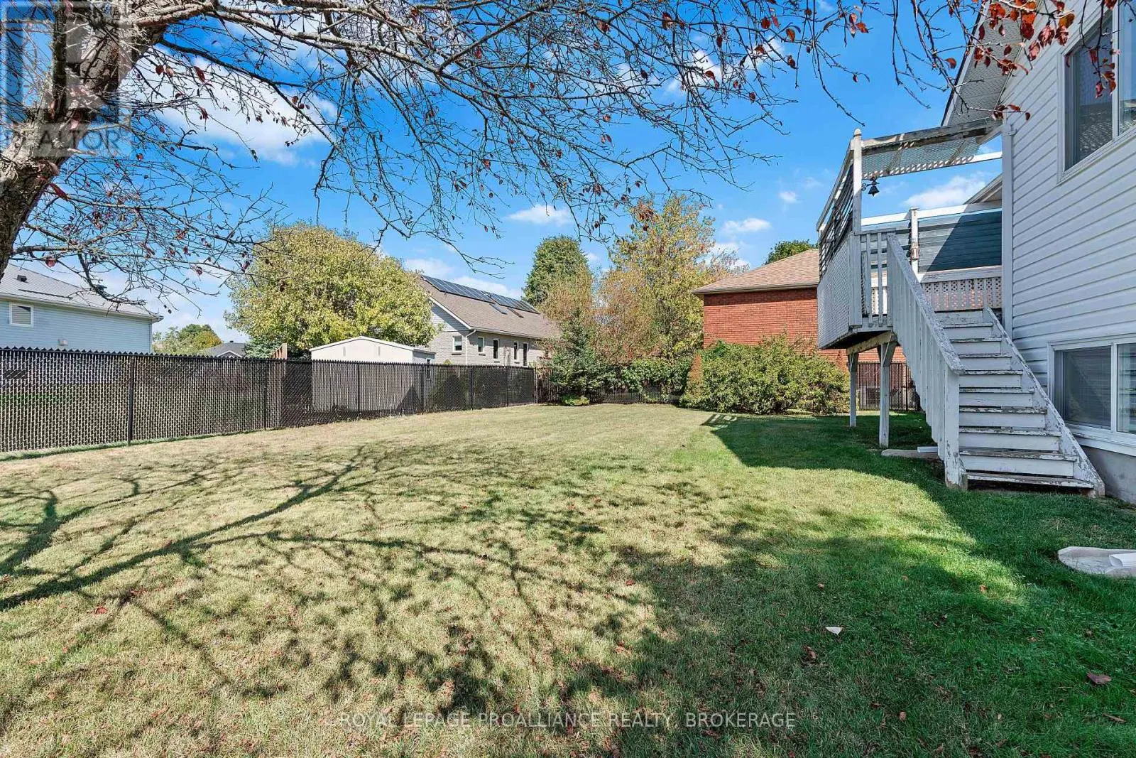 50 DAVEY CRESCENT